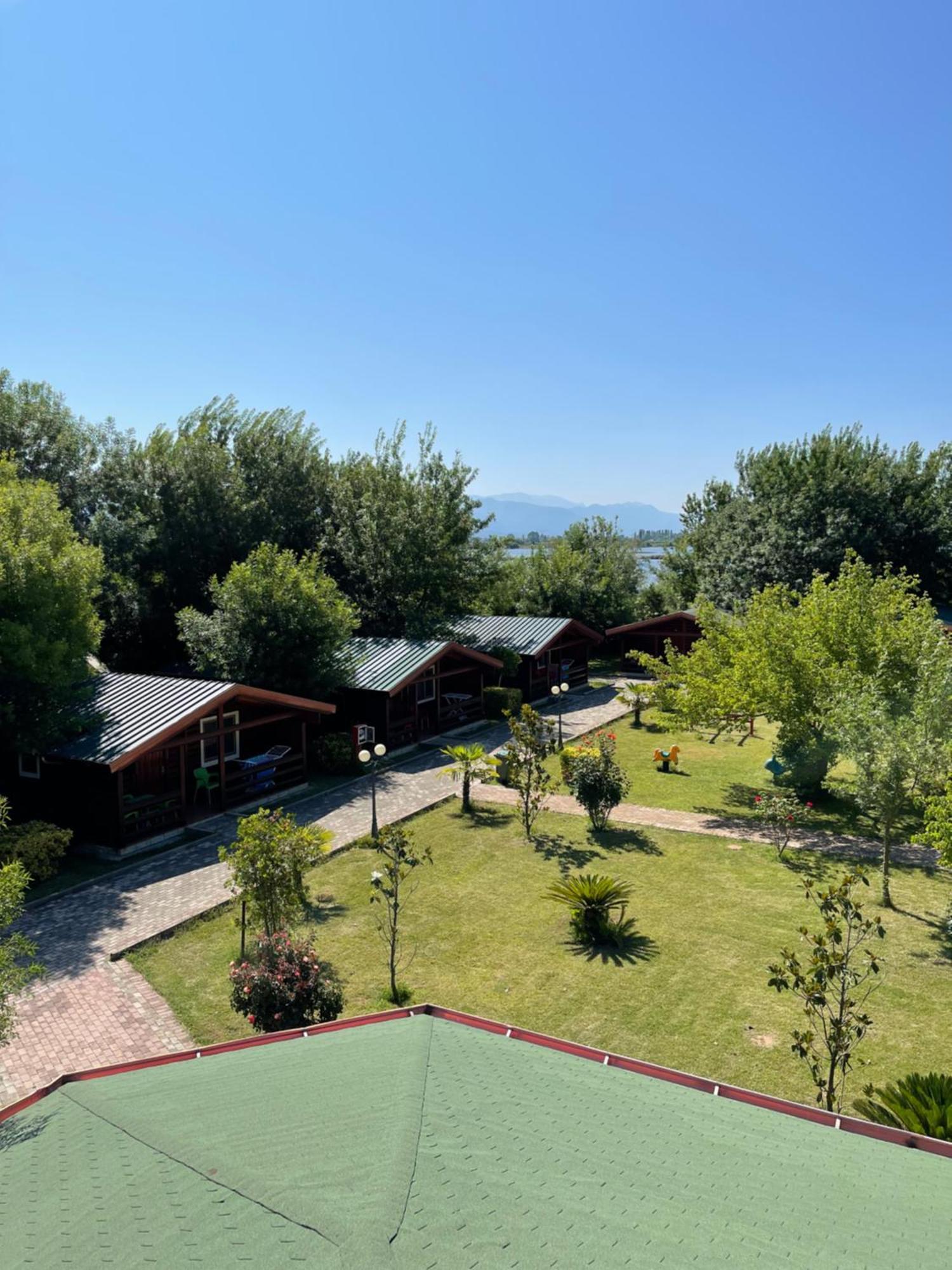 Kompleksi Turistik Leonardo Shëngjin Exterior foto
