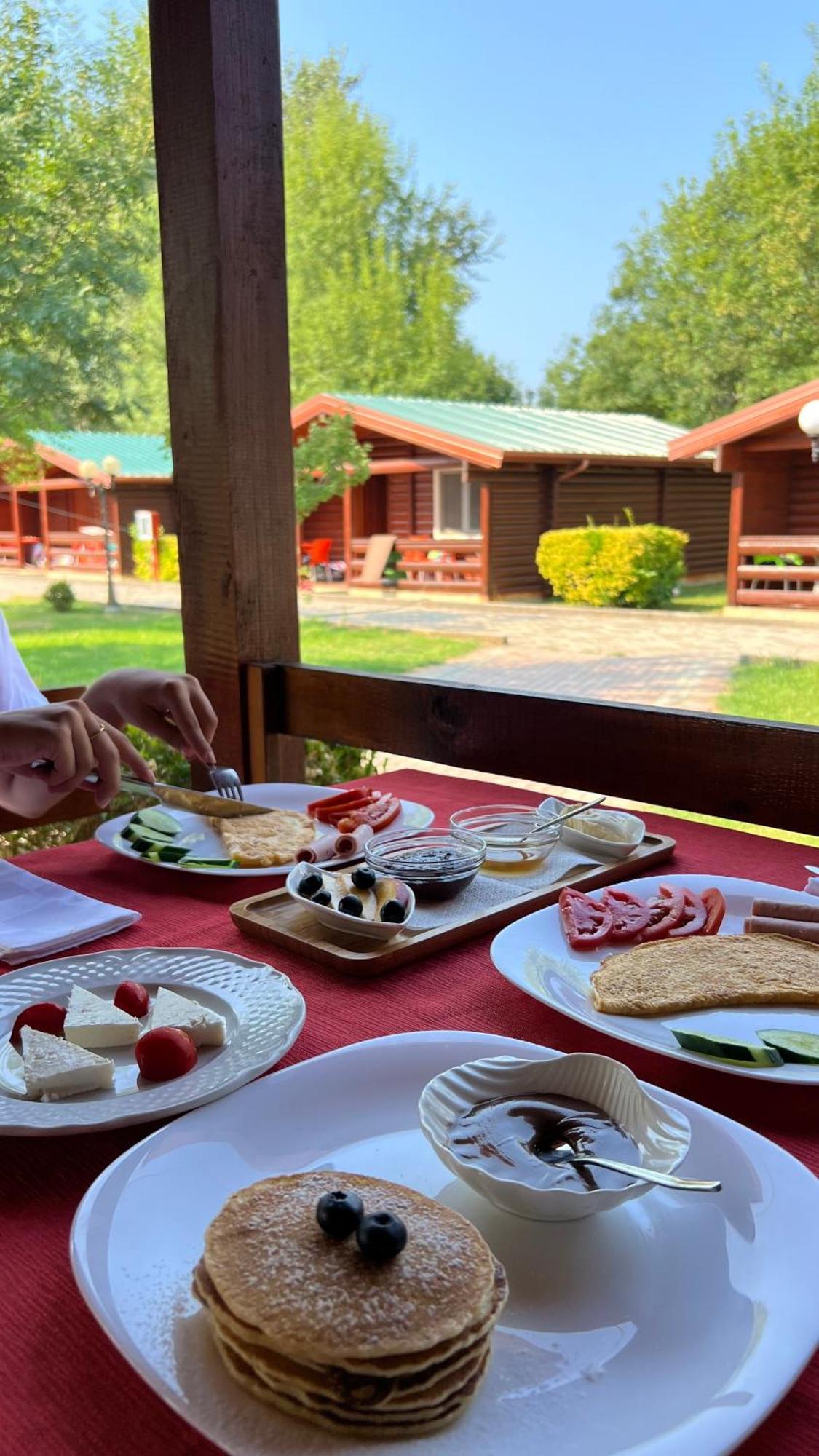 Kompleksi Turistik Leonardo Shëngjin Exterior foto