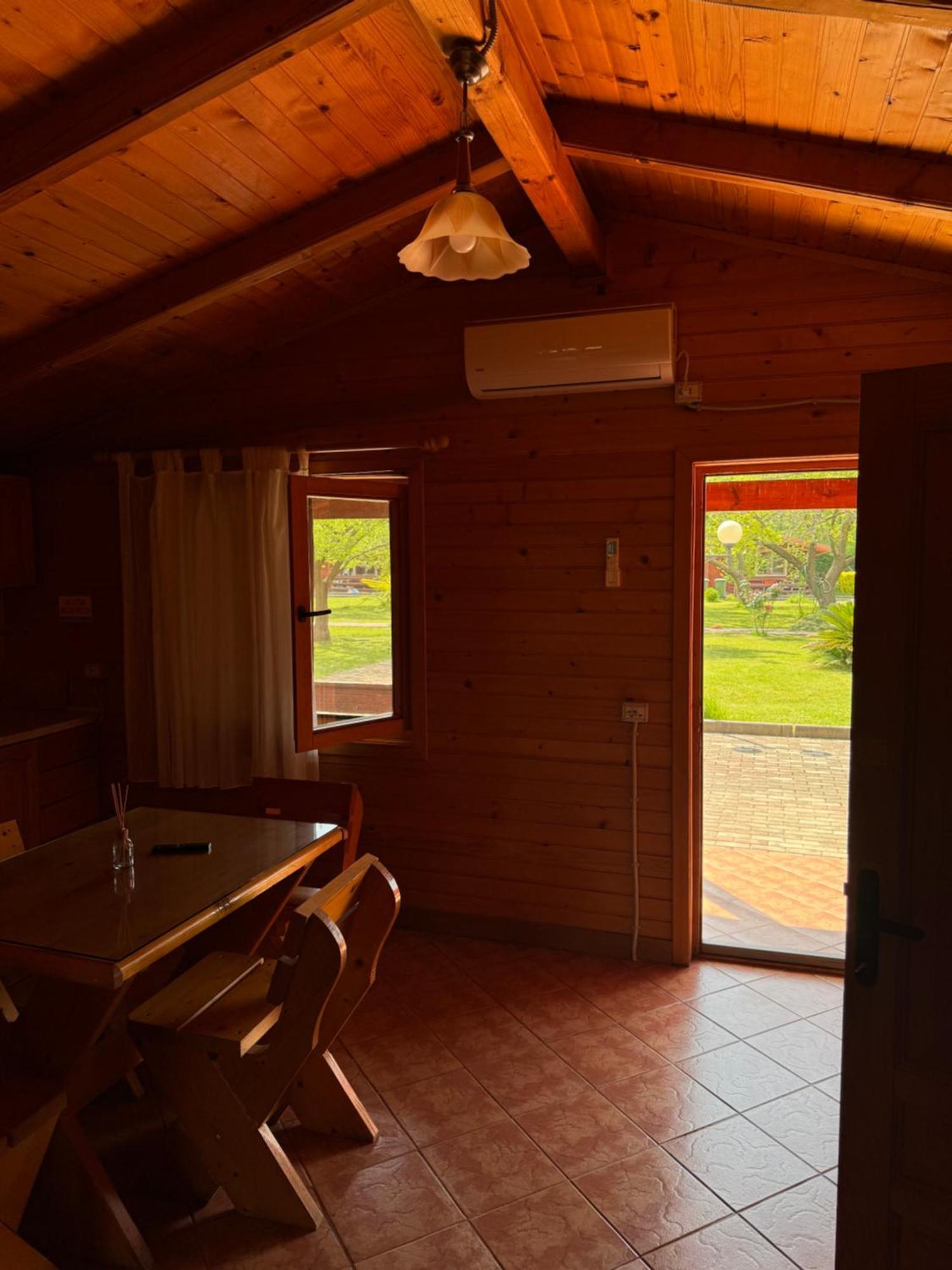 Kompleksi Turistik Leonardo Shëngjin Exterior foto